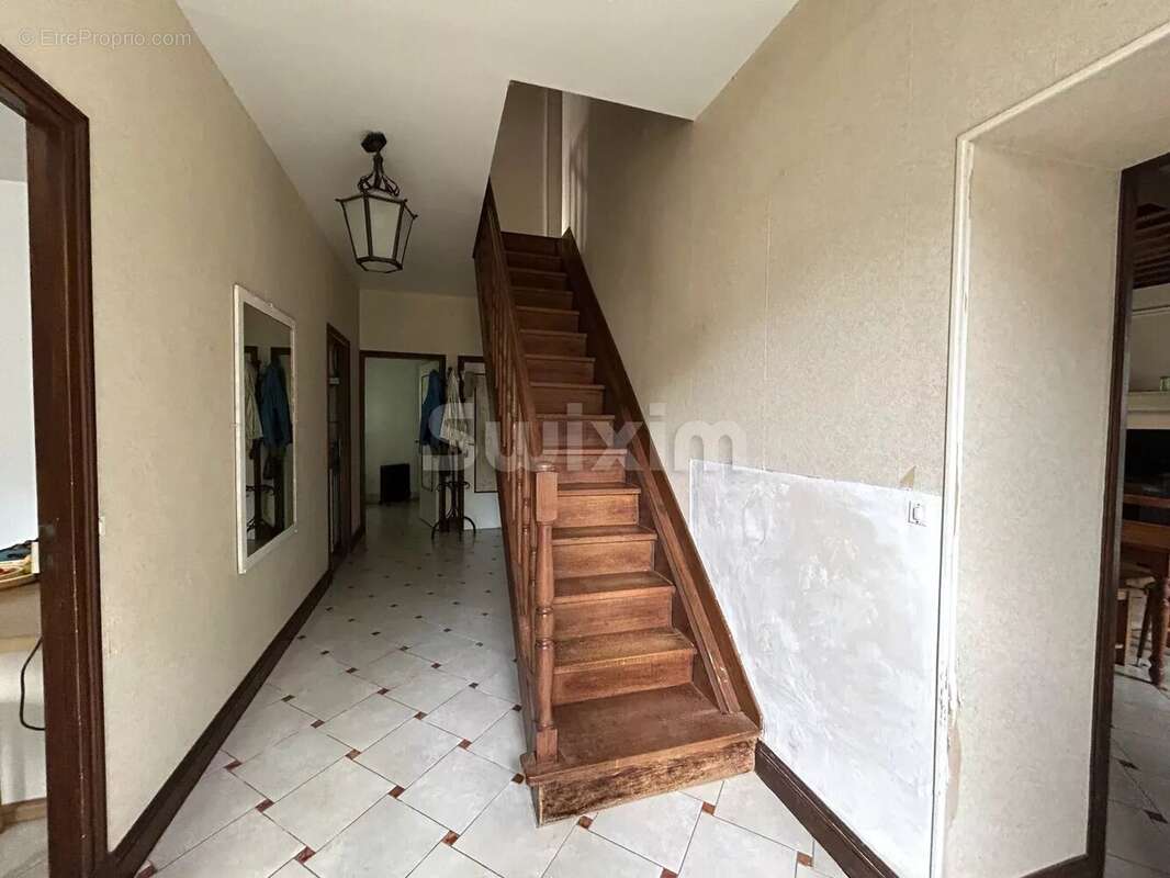 Maison à SAINT-BRANCHER