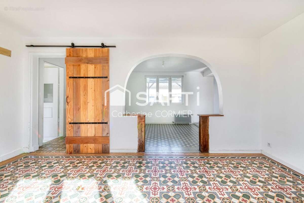 Photo 2 - Maison à AVRILLE