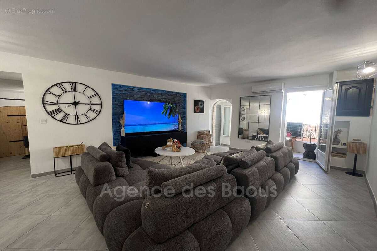 Appartement à GATTIERES