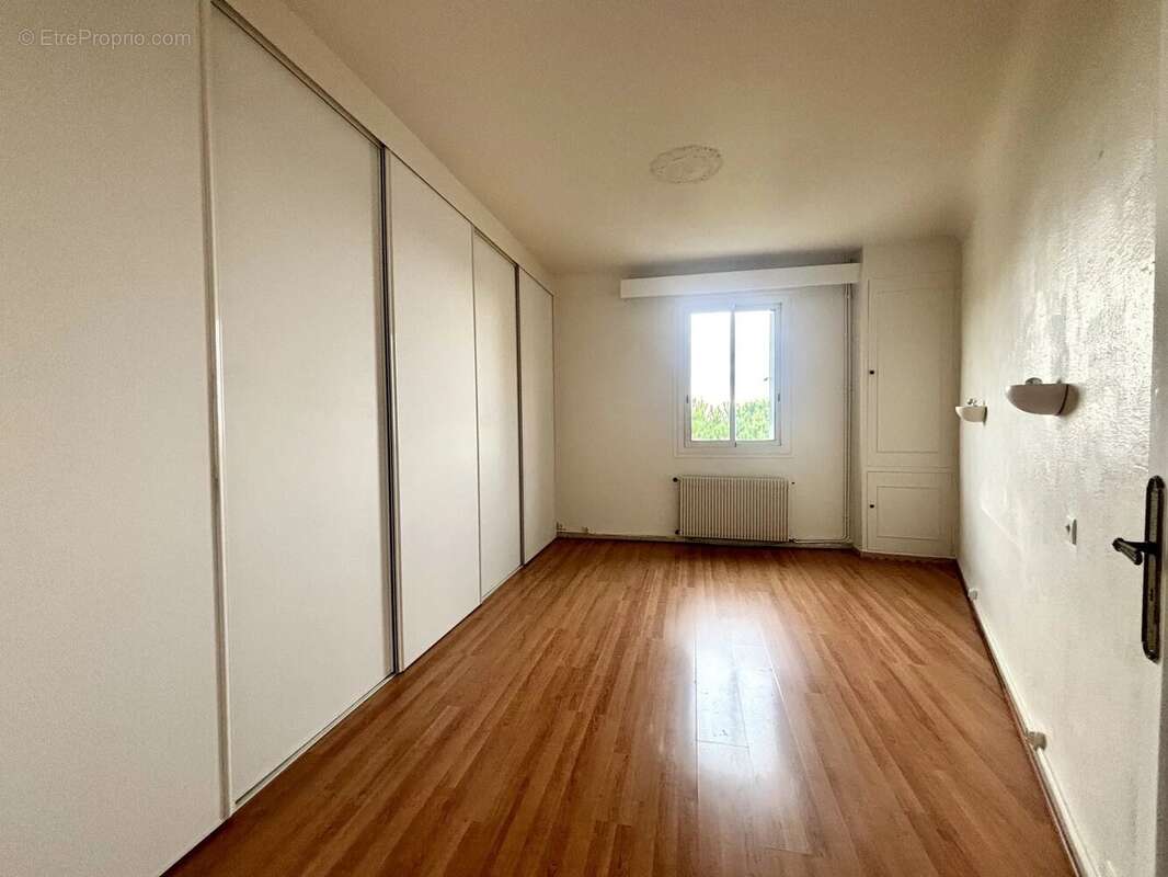 Appartement à CAP-D'AIL