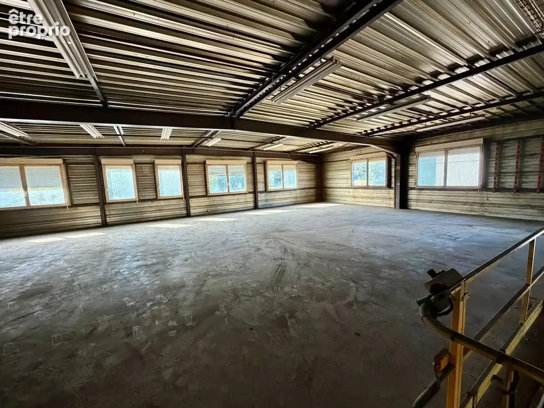 Vente ensemble immobilier industriel de 3 660 m2, sur terrain de 21 181 m2 LURE - photo 35