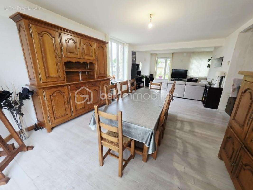 Maison à VOUZIERS