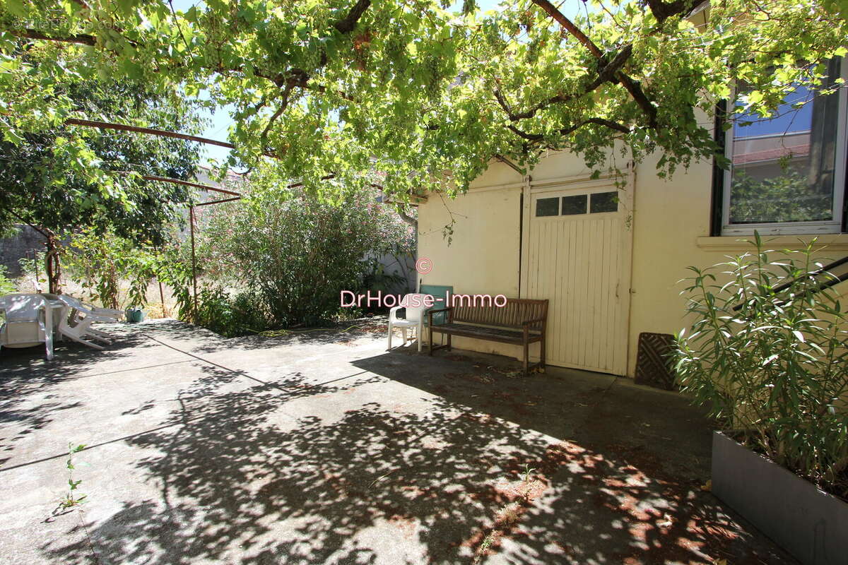 Maison 86 m² à Valence  - photo 2