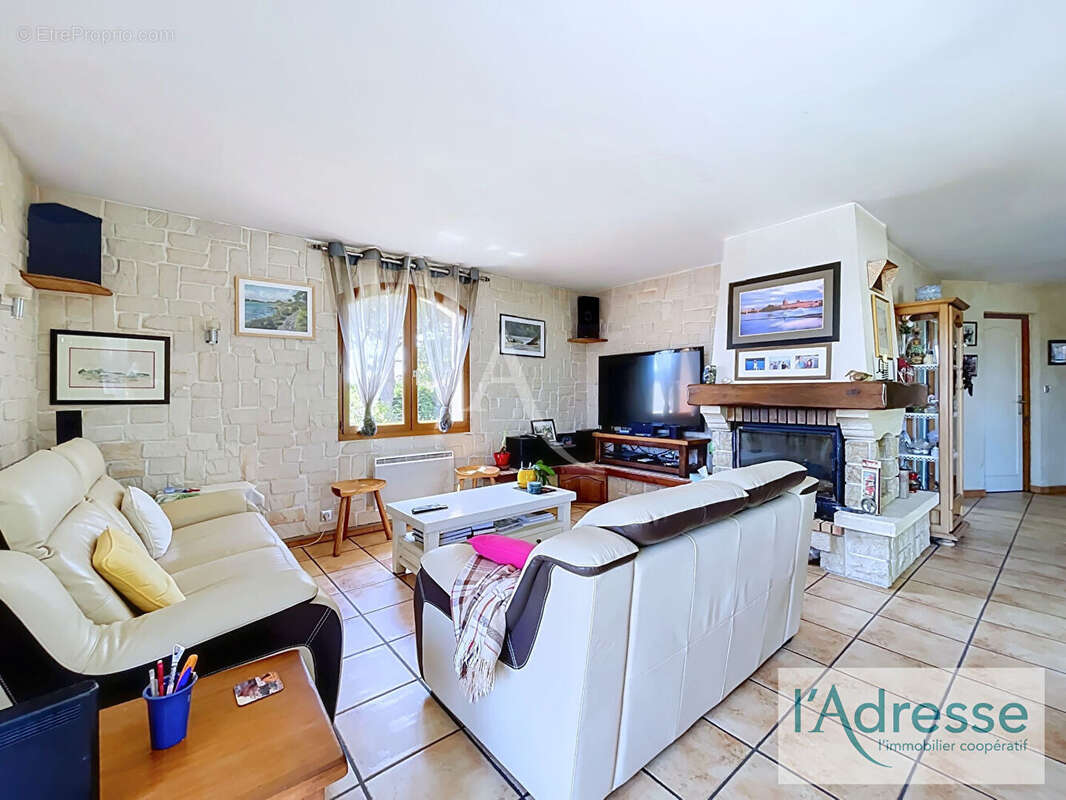 Maison T4 plain-pied avec piscine et sous-sol - Bruguières 31150 - photo 6