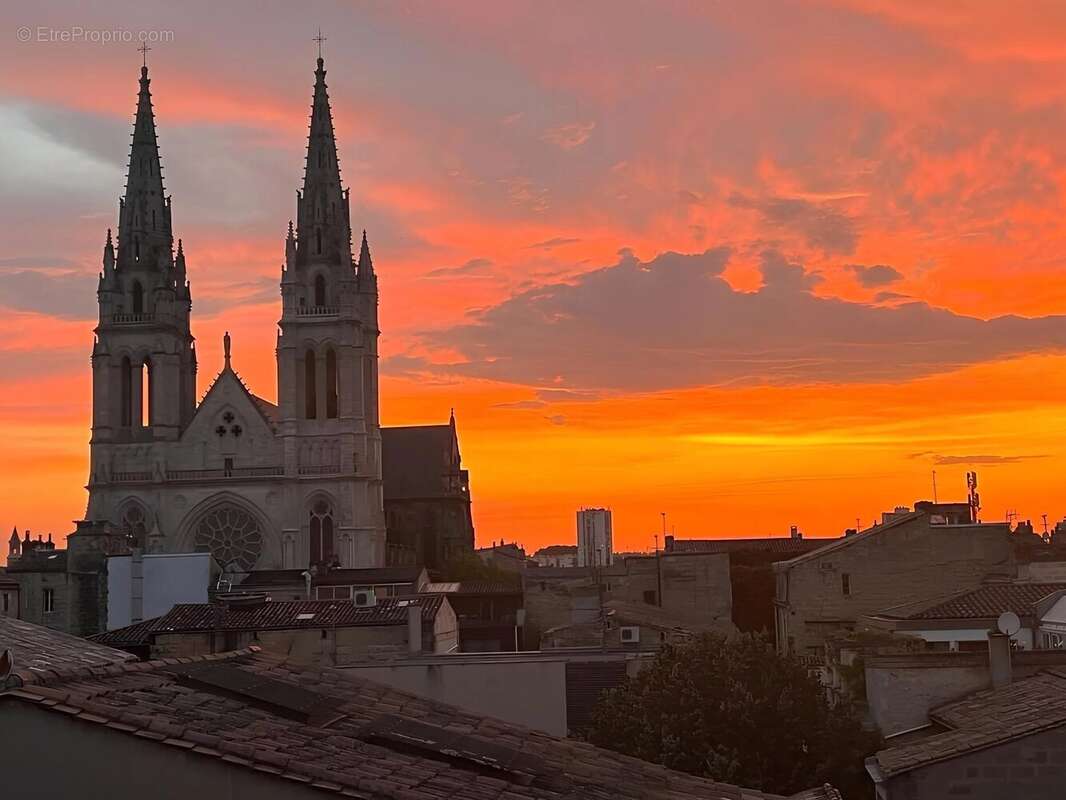 Appartement à BORDEAUX