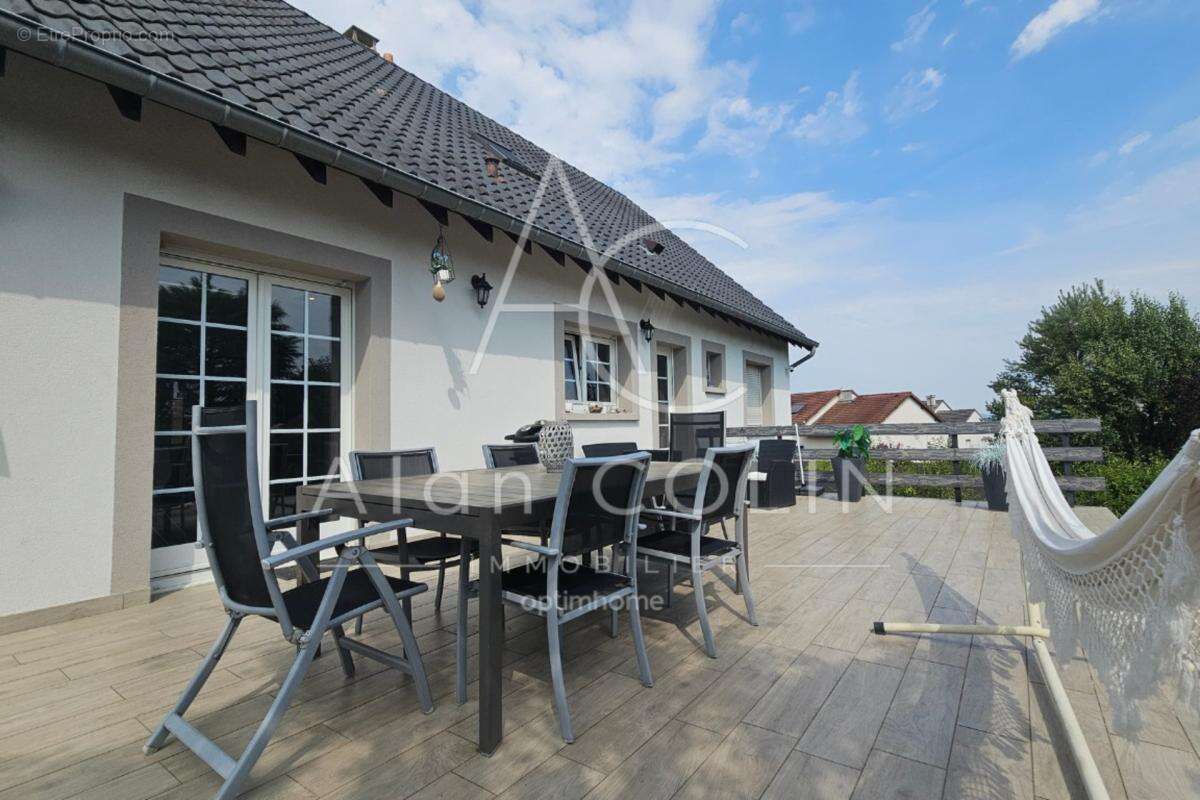 Maison individuelle 4 façades – 182 m² – 4 chambres – Terrain de 8 ares à Yutz - photo 5