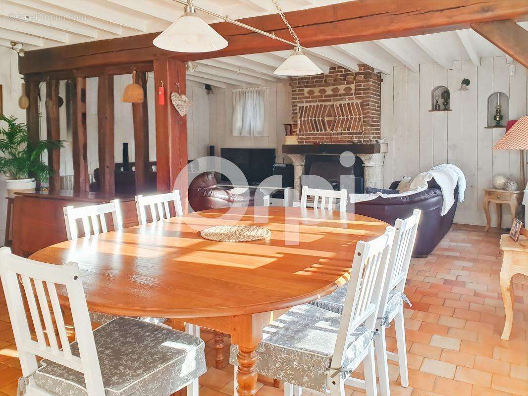 Maison à AUTHEUIL-AUTHOUILLET