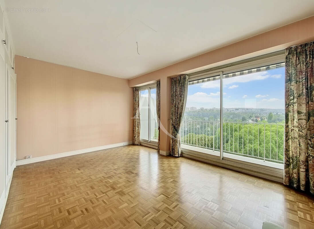 Appartement 5 pièces de 133 m² - Saint-Germain-en-Laye - photo 6