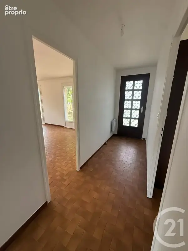 Maison 91 m² à Coutras  - photo 6