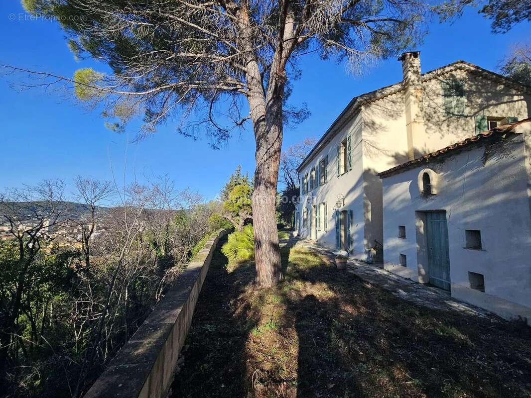 Maison à DRAGUIGNAN