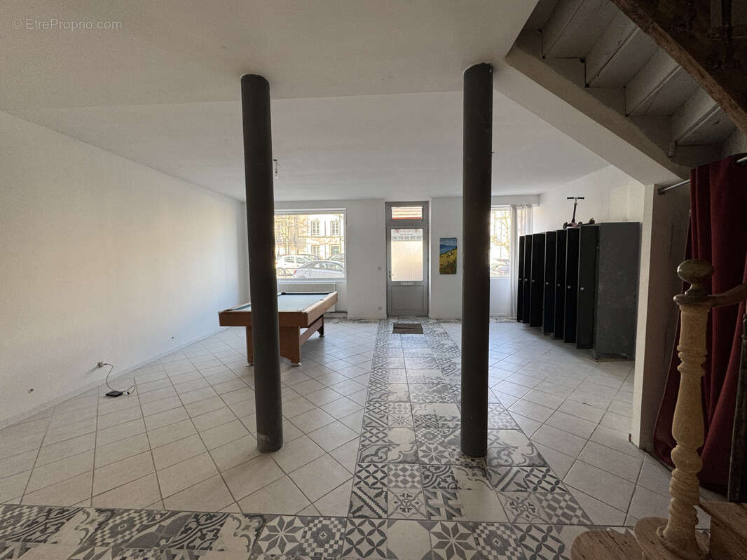 Maison à BARBEZIEUX-SAINT-HILAIRE