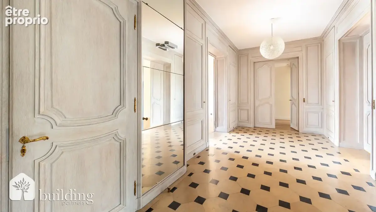 Porte Dauphine Paris 16ème - Appartement 5 pièces 167 m² avec 7 m² de balcon - photo 6