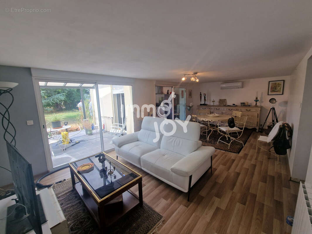 Maison familiale spacieuse de 213 m2 à Salles d'Aude, proche des plages - photo 15