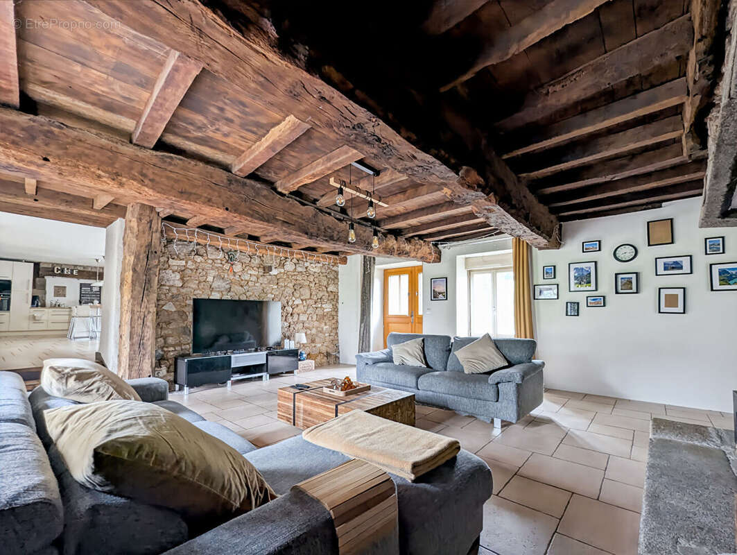 Maison à SENS-DE-BRETAGNE