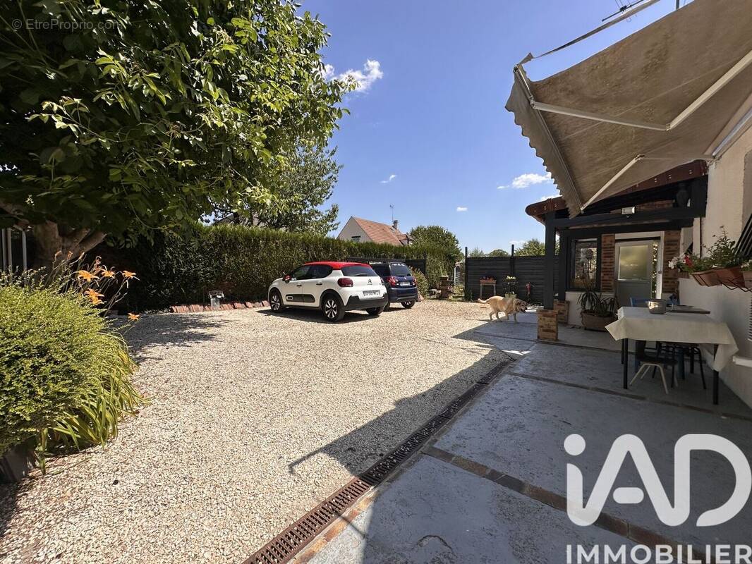 Photo 1 - Maison à LIVRY-SUR-SEINE