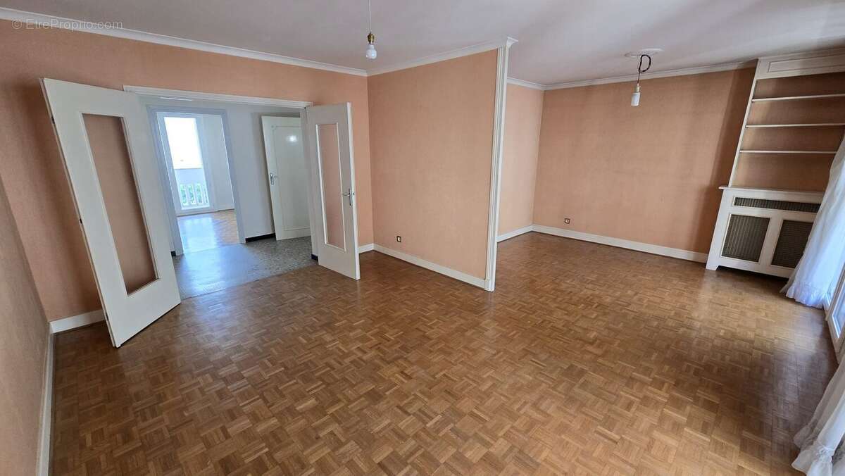 Appartement à LYON-3E