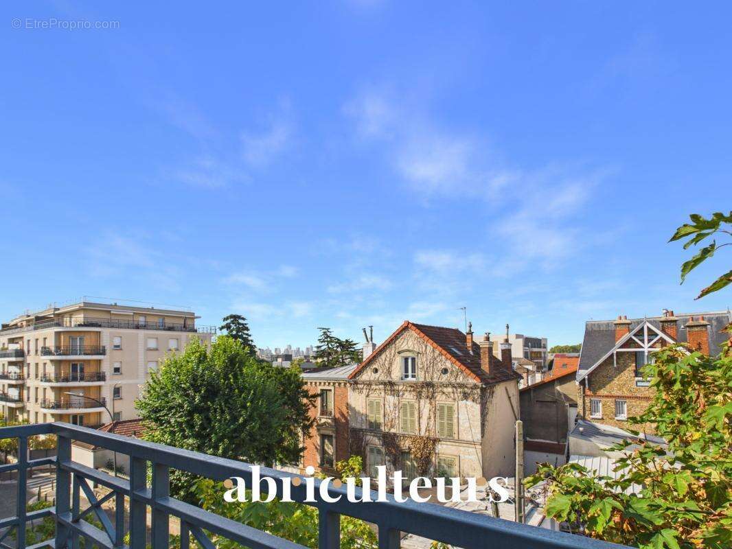 Appartement 3 pièces dernier étage avec balcon sans vis-à-vis en vente à Argenteuil 95100 - photo 2