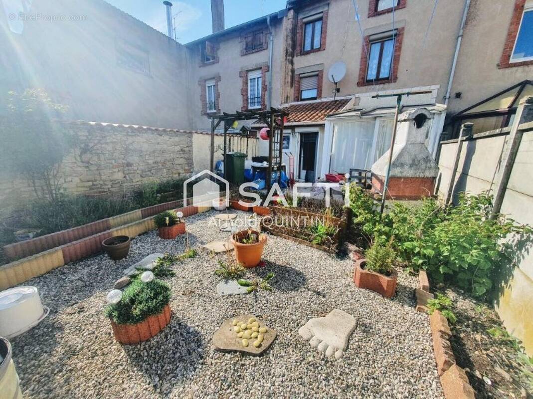 Photo 1 - Maison à ETAIN
