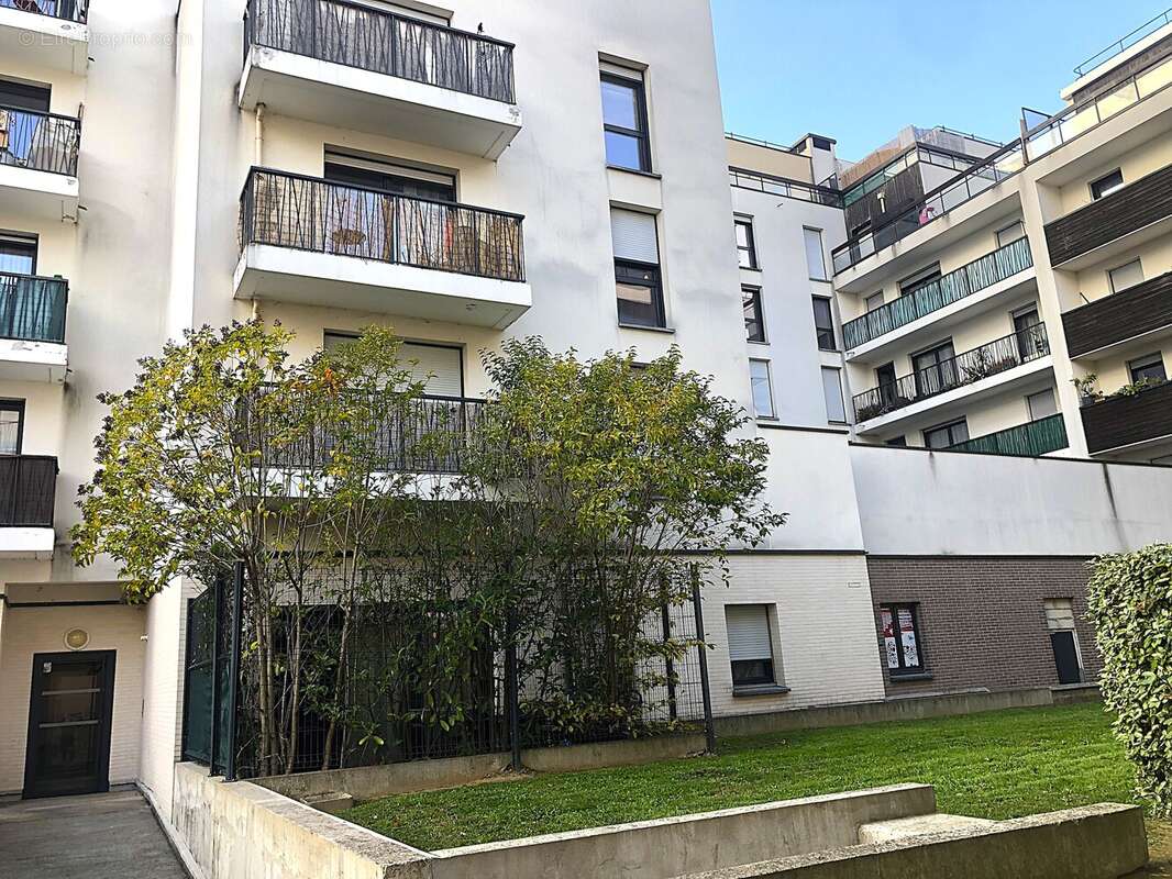 Appartement à AUBERVILLIERS