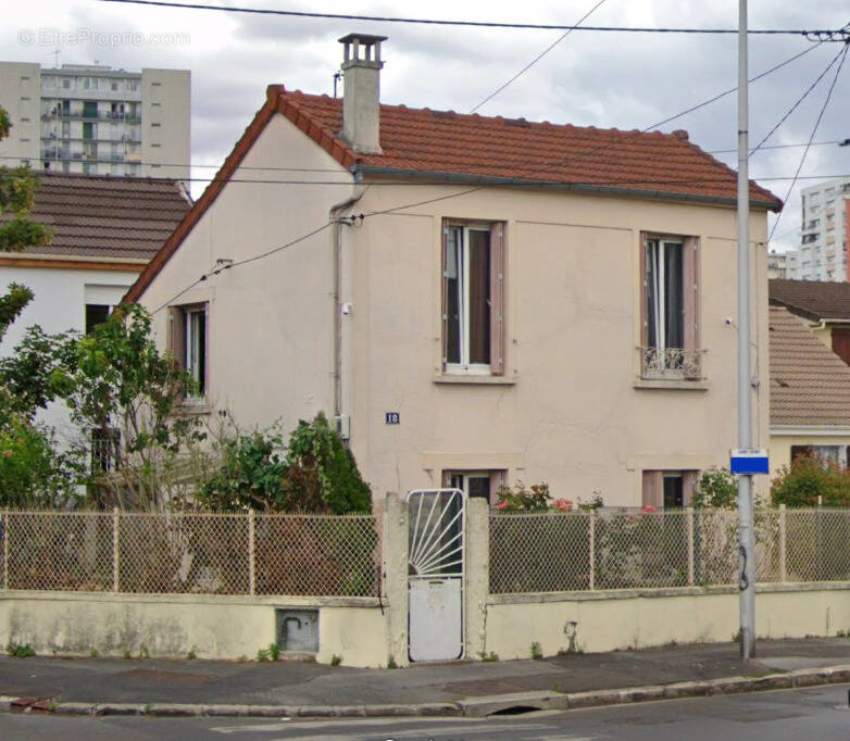 Maison à SAINT-DENIS