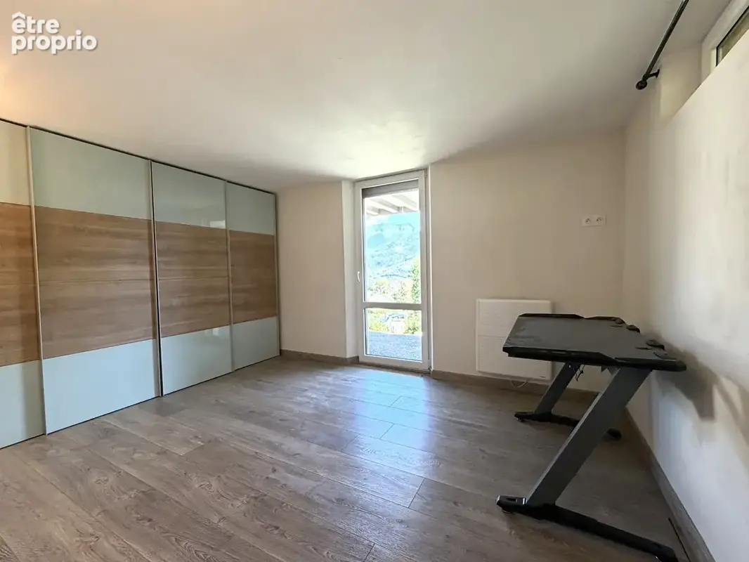 Maison Mercury 190 m² - 6 pièces - photo 13