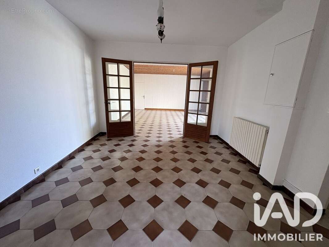 Photo 5