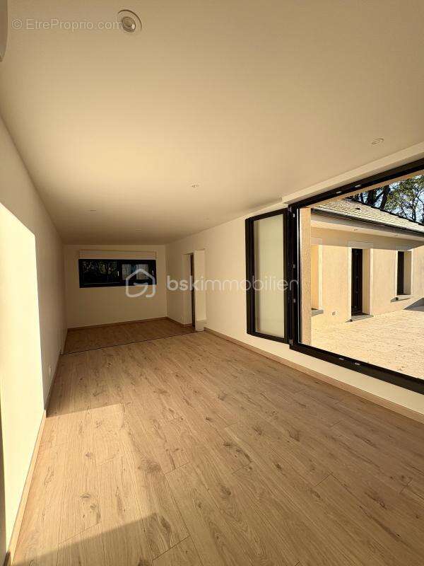 Maison à SAINT-FARGEAU-PONTHIERRY