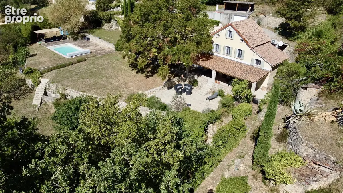 Propriété de caractère à Seillans – Un cadre de vie idyllique - photo 4
