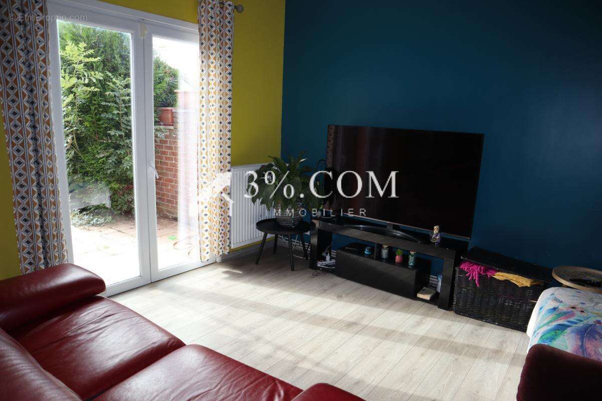 Maison à GONDECOURT