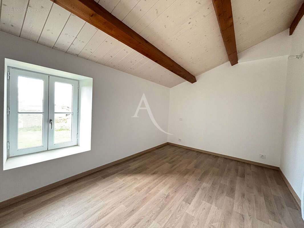 Maison à LE BERNARD