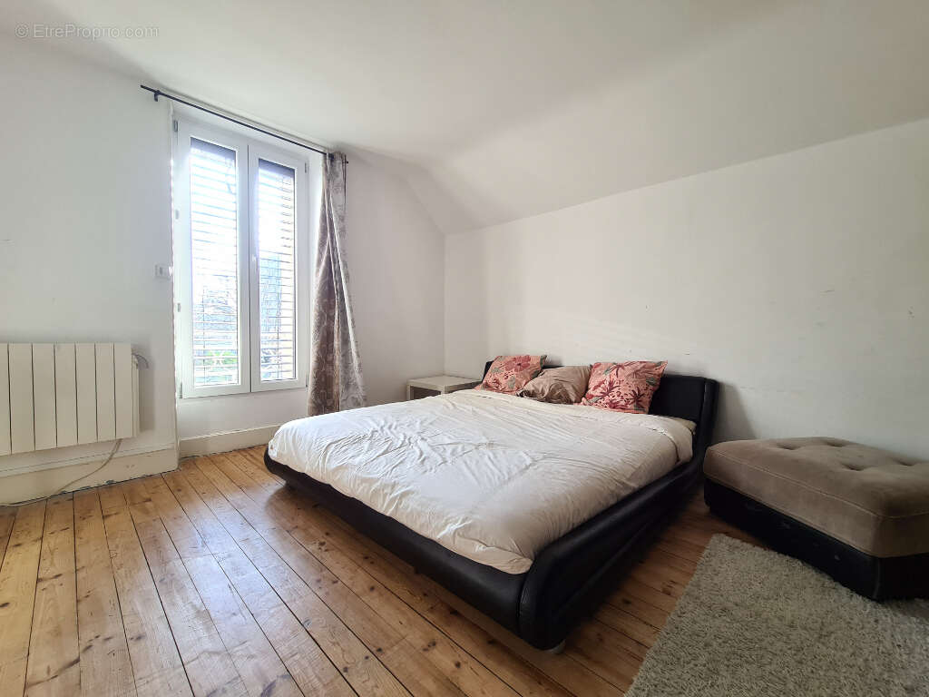 Maison à ROMANS-SUR-ISERE