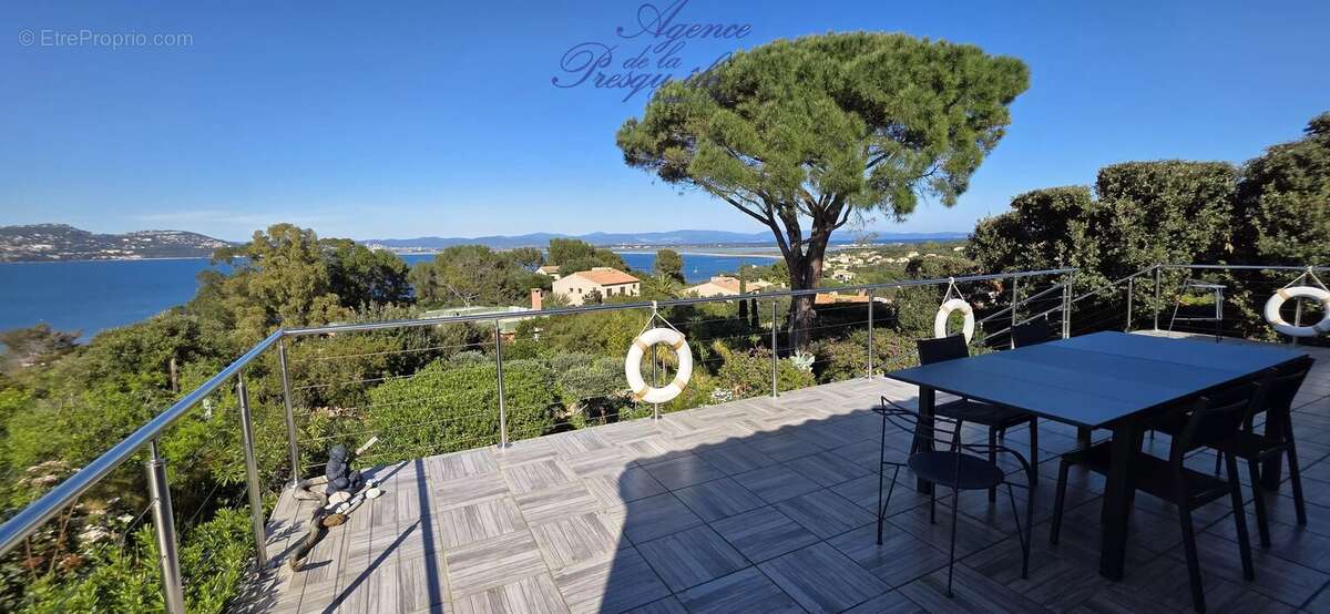 Maison à HYERES