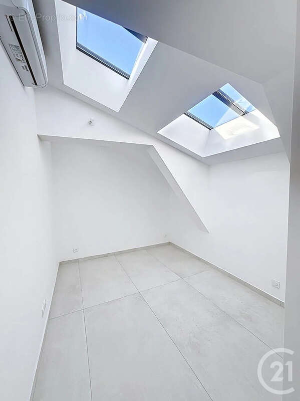 Appartement à SAINTE-FOY-LES-LYON