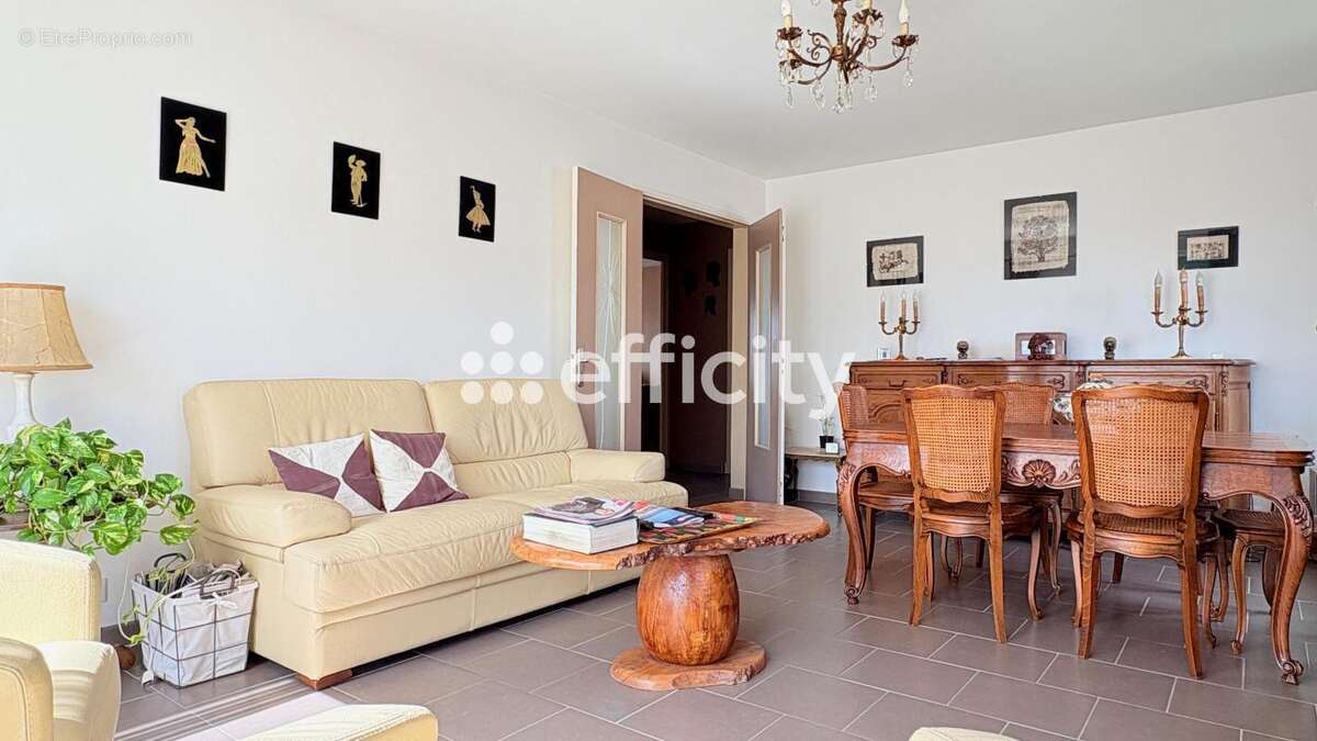 Maison à SAINT-GEORGES-DE-DIDONNE