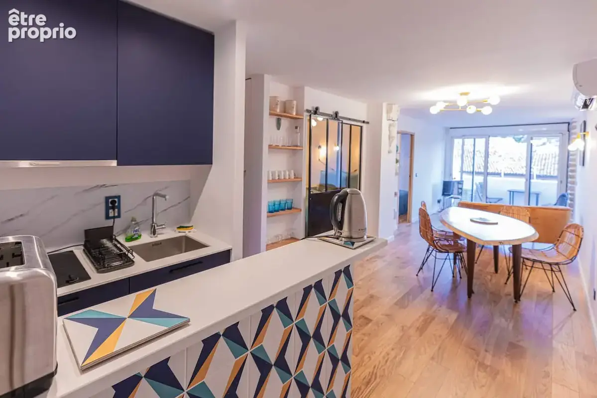 centre de cassis, à 3mn de la plage, T3 av Balcon, rénové par archi! - photo 2
