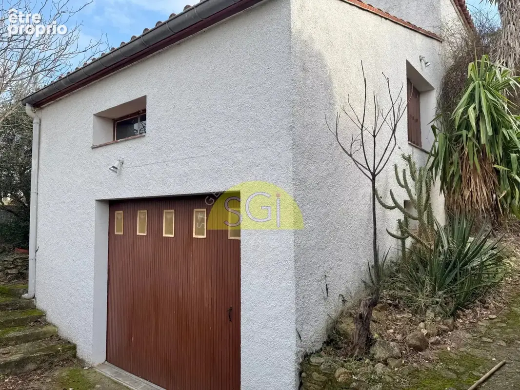 Maison sur 1628 m2 de terrain avec 2 garages et avec piscine . - photo 14