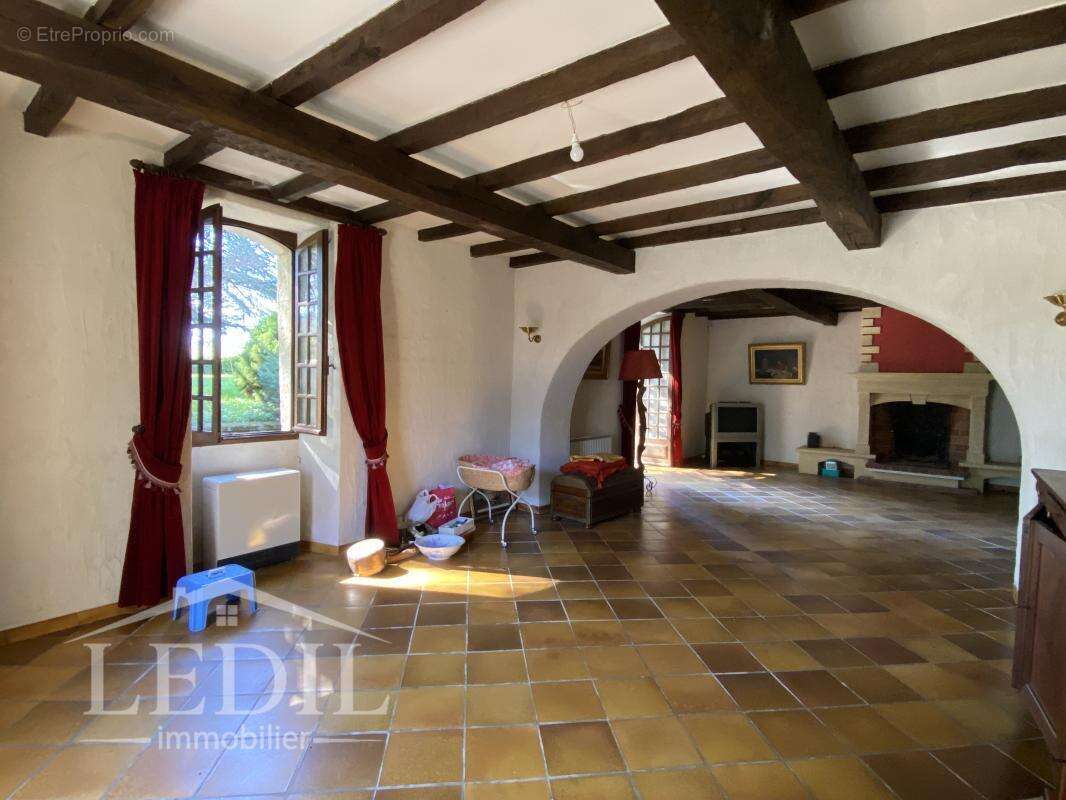 Maison gasconne 5 chambres 5 hectares - photo 9