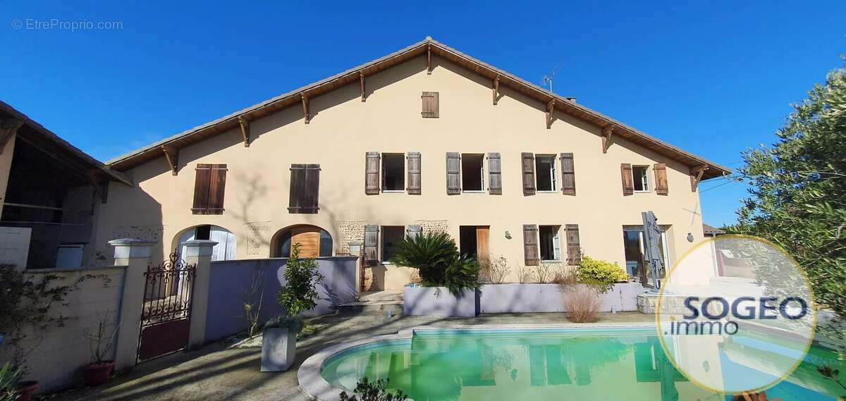 Maison à AMOU