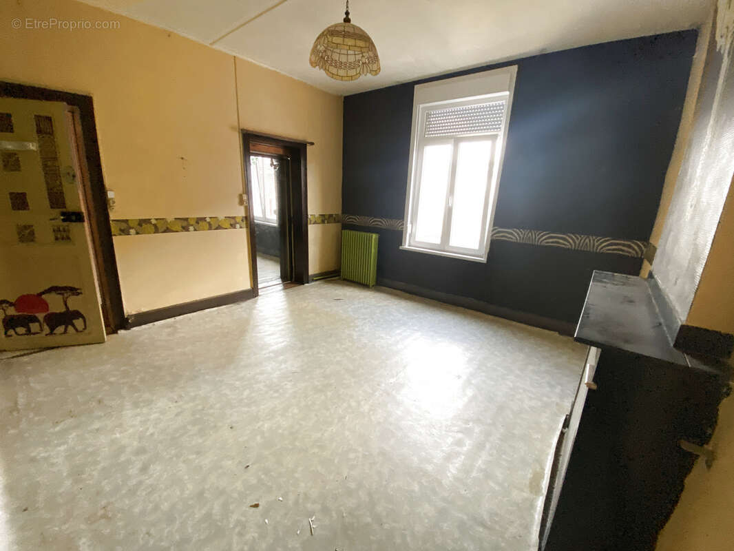 Propriété de Charme avec Authenticité et Volumes Généreux - photo 7