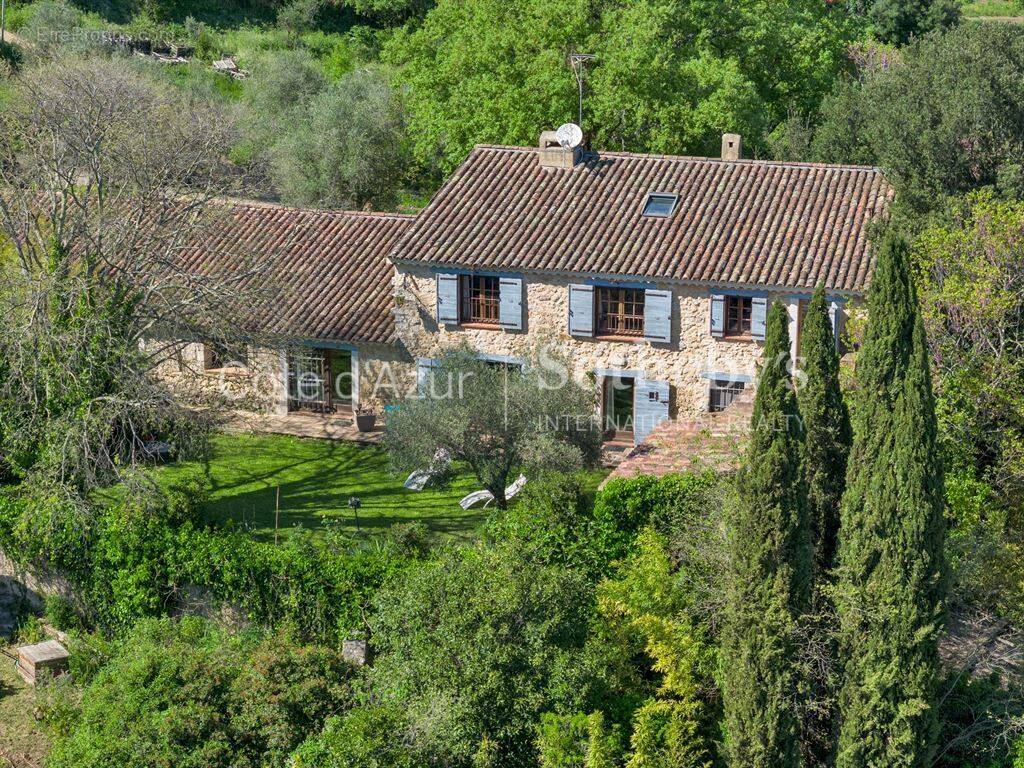 Maison à MONTAUROUX