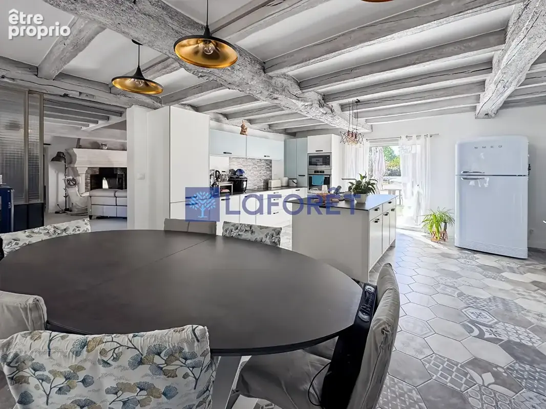 Maison Rivarennes 9 pièce(s) 380 m2 piscine - photo 4