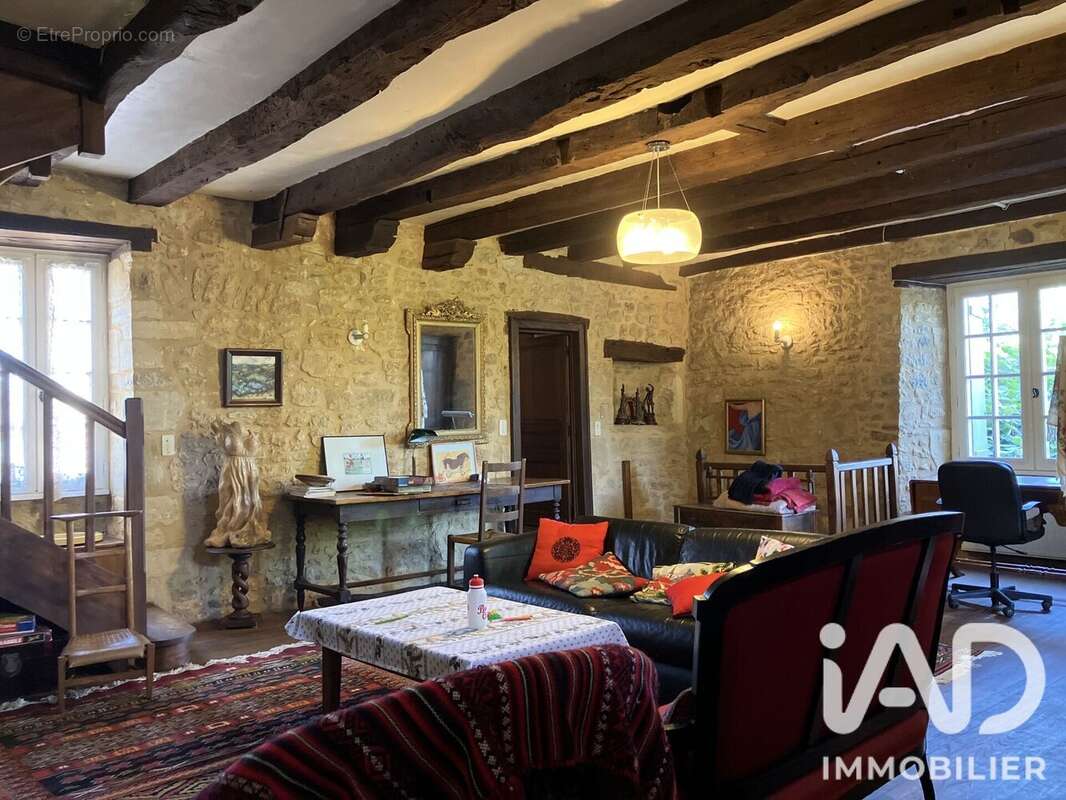 Maison 190 m² à Coux-Et-Bigaroque  - photo 7