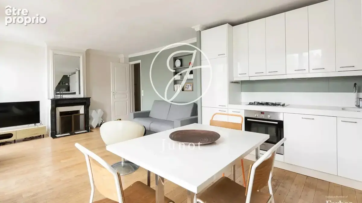 Paris 3e - TEMPLE / SAINT-MERRI - Appartement - 2 pièces - 51,15m² Carrez - 1 chambre - Balcon 4,75m² - Vue dégagée - photo 7