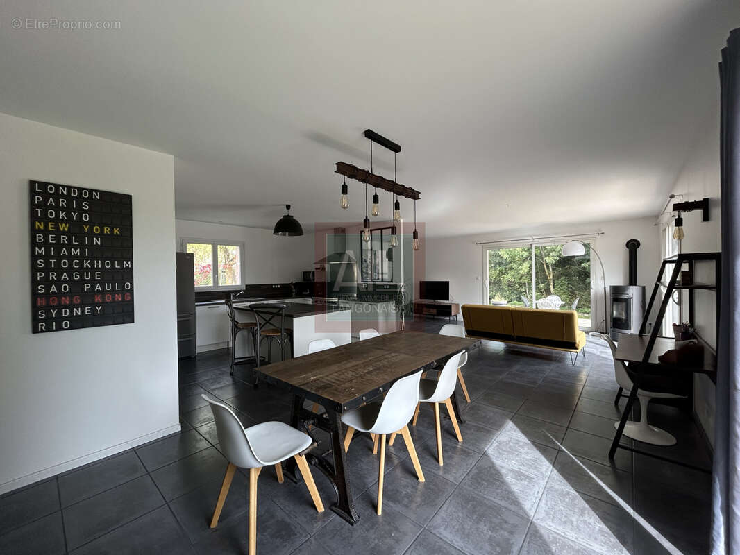 Maison à LANGOGNE
