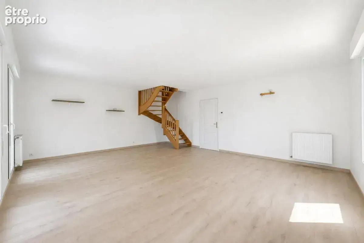 Duplex de 5 pièces de 96 m² à Talence proche CHU - photo 4
