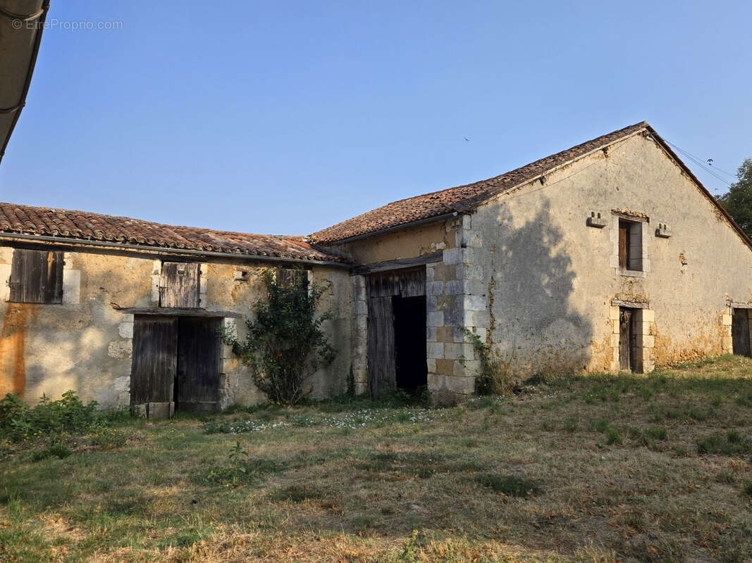 Maison à VILLAMBLARD