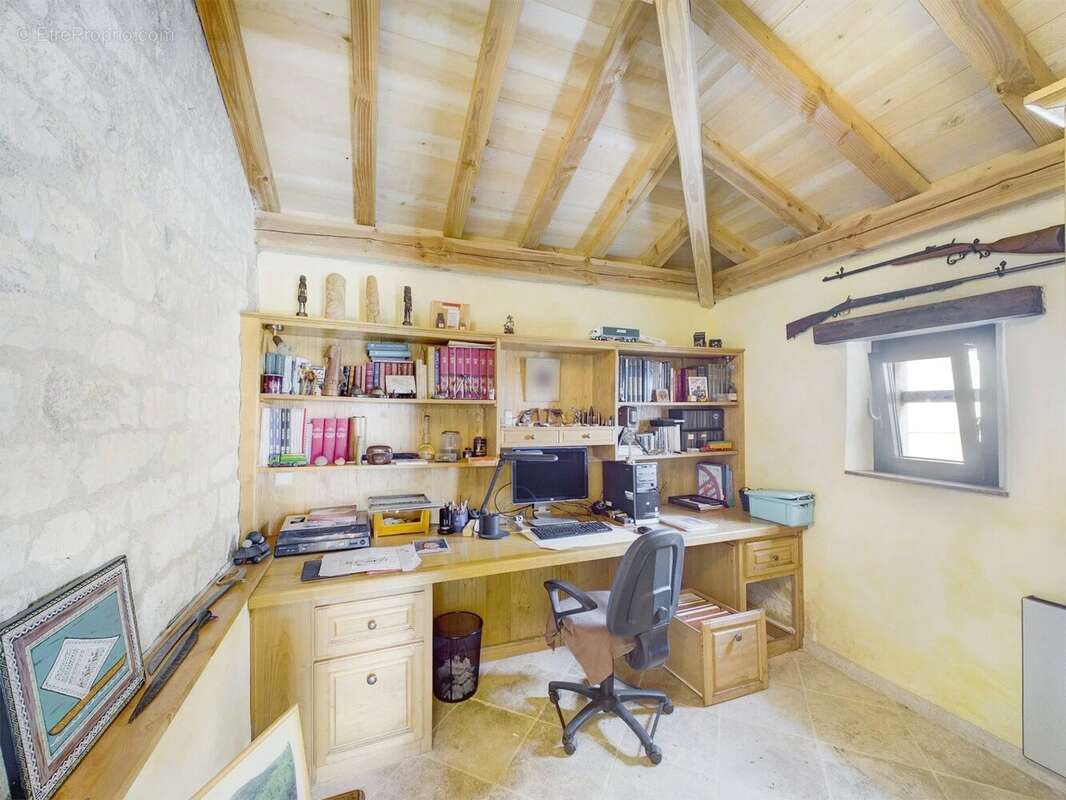 Vue panoramique pour cette propriété de caractère - photo 12