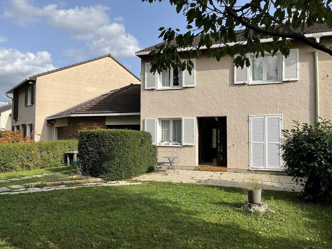 Maison à SAINT-GERMAIN-EN-LAYE