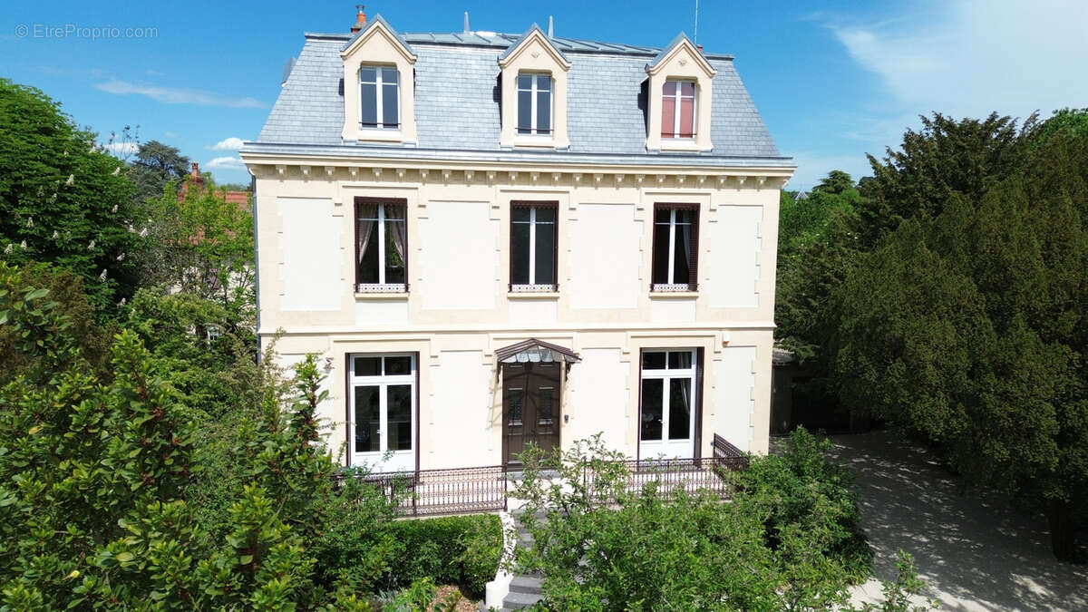 Maison à POUGUES-LES-EAUX