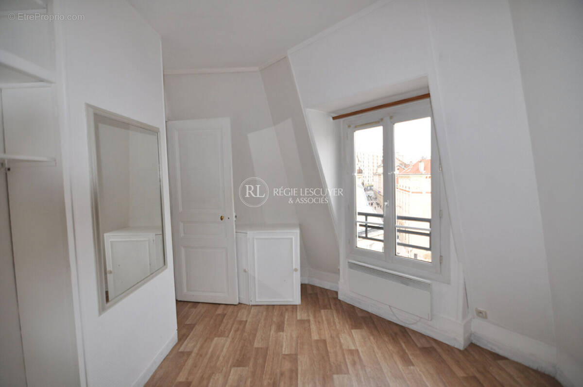 Appartement à PARIS-12E